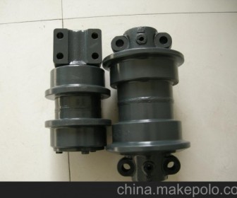 销售小松PC60-3挖掘机支重轮，PC60-3地轮