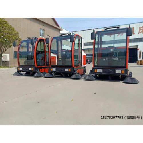 驾驶式扫地机就选YJ-QS-2100全封锁扫地机